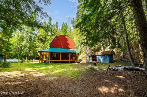Exterior - 1007 B St, Sandpoint, ID 83864 photo 1 of 2