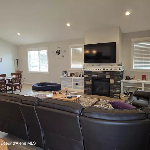 551 E Penrose Ave, Post Falls, ID 83854 photo 27