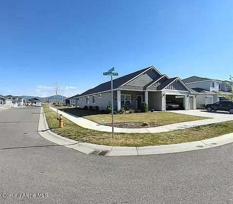 551 E Penrose Ave, Post Falls, ID 83854