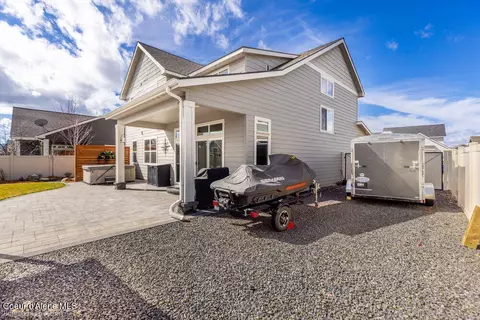 Exterior - 3036 N Backweight Loop, Post Falls, ID 83854 photo 8 of 17