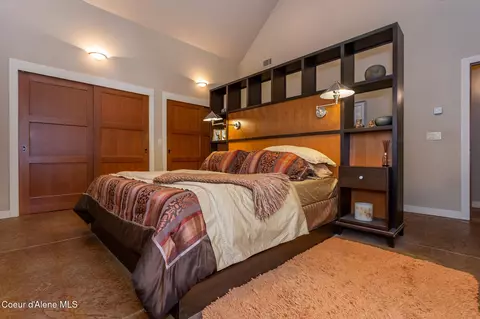 Bedroom - 424 2nd St, Kellogg, ID 83837 photo 2 of 4