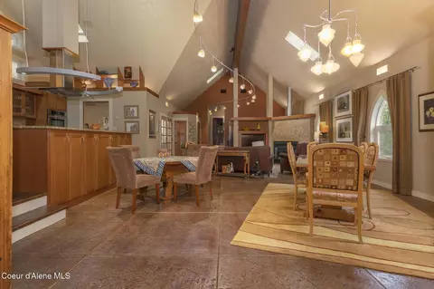 Dining - 424 2nd St, Kellogg, ID 83837 photo 1 of 3