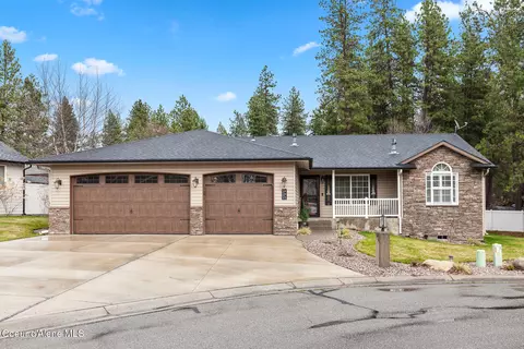 403 S Chinook Cir, Post Falls, ID 83854