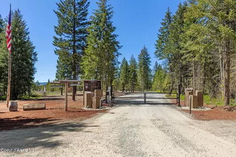 Nka Wyatt Ln, Spirit Lake, ID 83869
