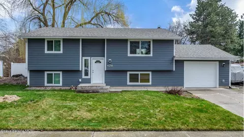 4216 N Holmes Rd, Coeur D'alene, ID 83815