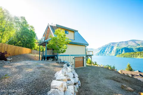 Exterior - 17698 E Bannock Dr, Bayview, ID 83803 photo 1 of 5
