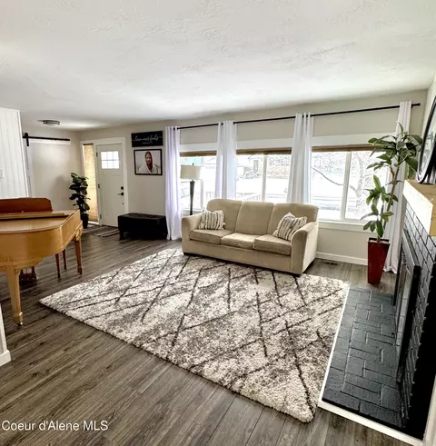 2204 W St Emilion Dr, Hayden, ID 83835