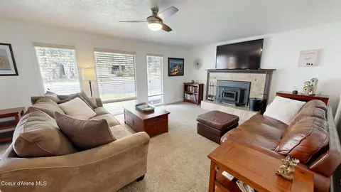 Living - 409 S Ponderosa Loop, Post Falls, ID 83854 photo 3 of 3