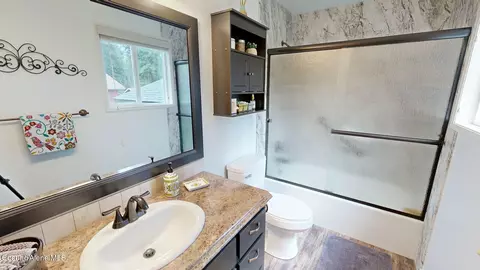 Bath - 409 S Ponderosa Loop, Post Falls, ID 83854 photo 2 of 5
