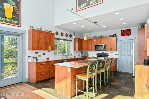Kitchen - 16659 Waller Rd, Bayview, ID 83803 photo 1 of 6