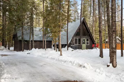 292 Creekside Dr, Priest River, ID 83856