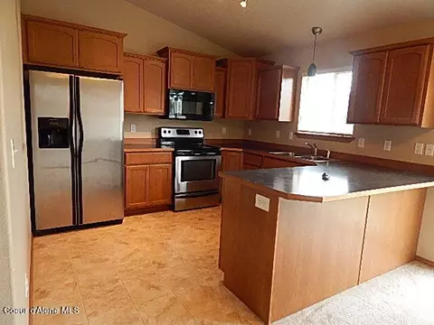 8320 N Boysenberry Loop, Hayden, ID 83835 photo 4