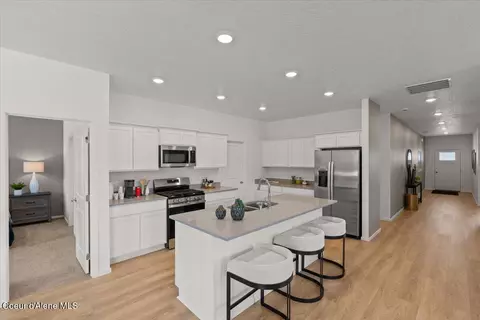 Kitchen - 5137 E Aquila Ave, Post Falls, ID 83854 photo 2 of 2