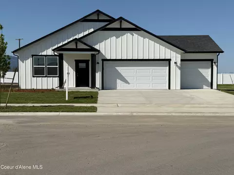 5137 E Aquila Ave, Post Falls, ID 83854