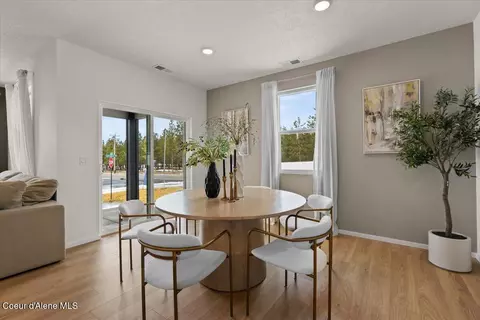Dining - 5137 E Aquila Ave, Post Falls, ID 83854 photo 1 of 2