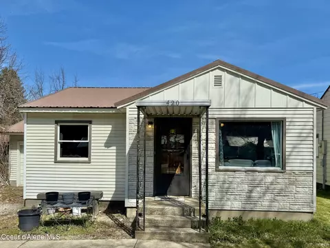 420 E Larch Ave, Osburn, ID 83849