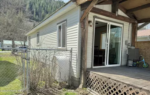 Exterior - 420 E Larch Ave, Osburn, ID 83849 photo 3 of 3