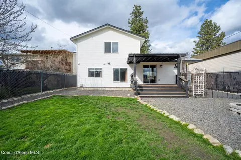 Exterior - 208 E 9th Ave, Post Falls, ID 83854 photo 7 of 11