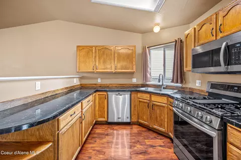 Kitchen - 208 E 9th Ave, Post Falls, ID 83854 photo 2 of 3