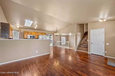 Living - 208 E 9th Ave, Post Falls, ID 83854 photo 5 of 5