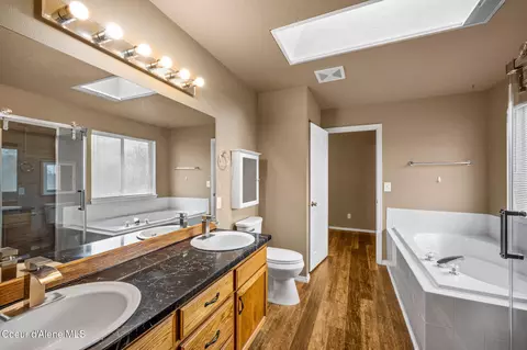 Bath - 208 E 9th Ave, Post Falls, ID 83854 photo 2 of 3