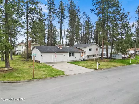 106 N Ridgewood Dr, Post Falls, ID 83854
