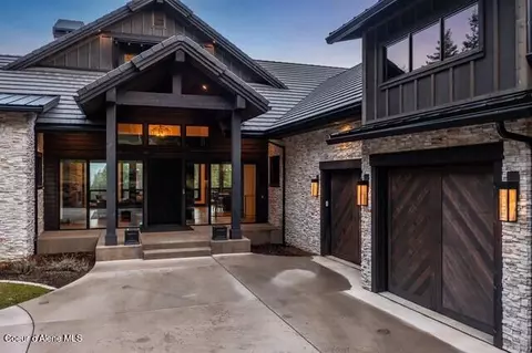 5530 W Mylonite Dr, Coeur D'alene, ID 83814