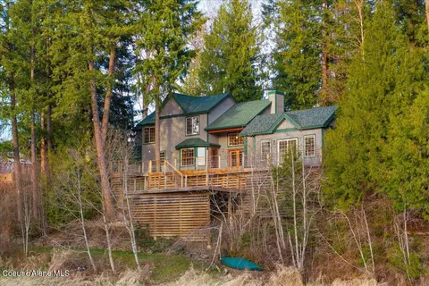 414 Creekside Ln, Sandpoint, ID 83864