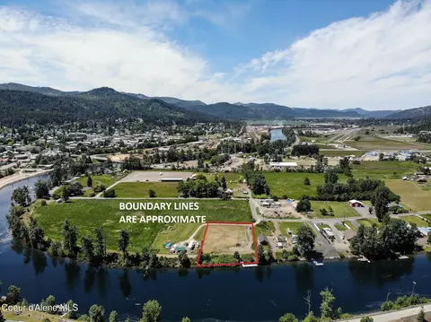 397 E Meadowhurst Dr, Saint Maries, ID 83861