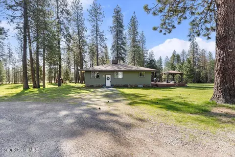 27117 N Ramsey Rd, Athol, ID 83801