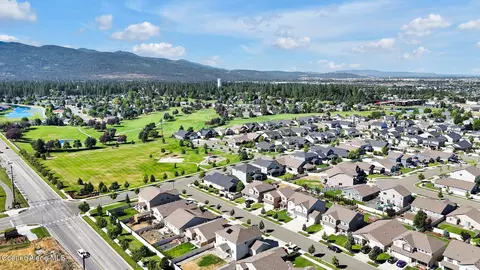 View/Area - 4381 N Shelburne Loop, Post Falls, ID 83854 photo 4 of 10