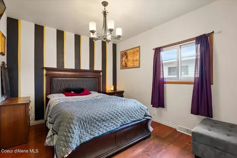 Bedroom - 404 W Mullan Ave, Kellogg, ID 83837 photo 1 of 6