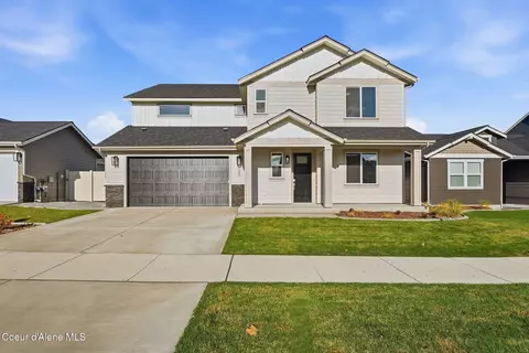 3402 N Cyprus Fox Lp Lp, Post Falls, ID 83854