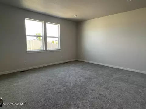 Living - 3384 N Cyprus Fox Lp Lp, Post Falls, ID 83854 photo 3 of 3