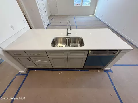 Kitchen - 5133 E Norma Ave, Post Falls, ID 83854 photo 3 of 3