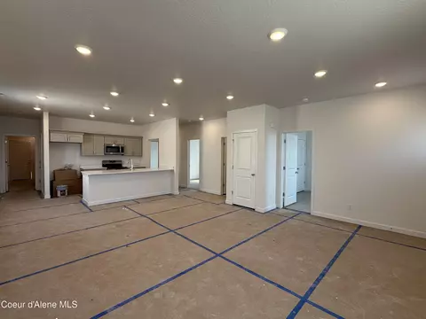 Living - 5133 E Norma Ave, Post Falls, ID 83854 photo 2 of 5