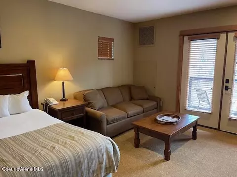 150 Morning Star Dr #292, Kellogg, ID 83837