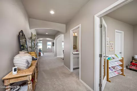 Entry Way - 4209 May Ella Lp, Post Falls, ID 83854 photo 2 of 6