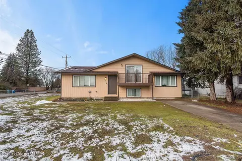 1501 N Hemlock St, Post Falls, ID 83854