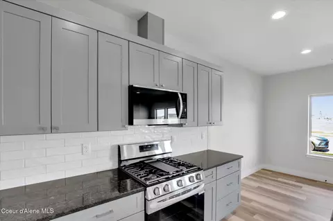 Kitchen - 763 N Creative Way, Post Falls, ID 83854 photo 4 of 4