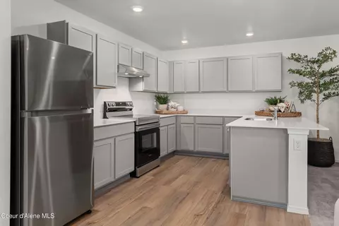 Kitchen - 1306 N Wilhelm Way, Post Falls, ID 83854 photo 1 of 2