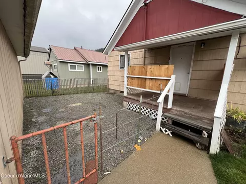 301 Riverside Ave W, Kellogg, ID 83837 photo 9