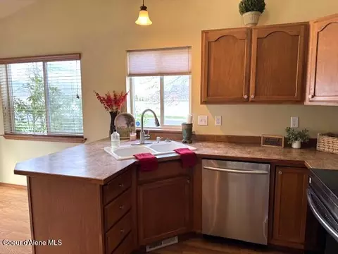 Kitchen - 2359 N Alfalfa Loop, Post Falls, ID 83854 photo 5 of 5