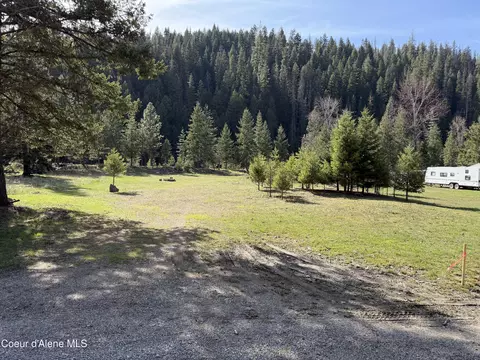 4004 Pinecreek Rd, Pinehurst, ID 83850 photo 2