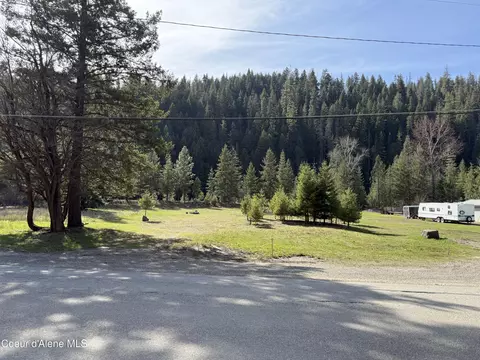 4004 Pinecreek Rd, Pinehurst, ID 83850 photo 3