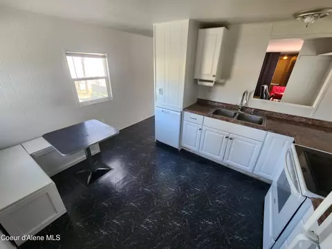Kitchen - 980 N Haven Ct, Post Falls, ID 83854 photo 2 of 2
