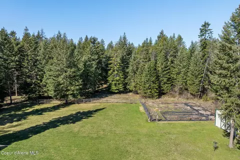 Exterior - 13939 E Perimeter Rd, Athol, ID 83801 photo 15 of 22