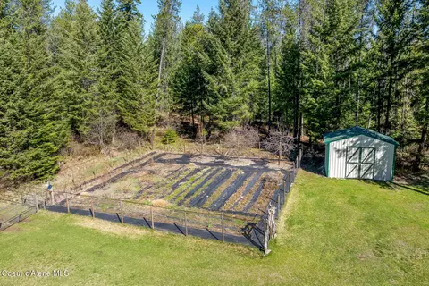 Exterior - 13939 E Perimeter Rd, Athol, ID 83801 photo 16 of 22