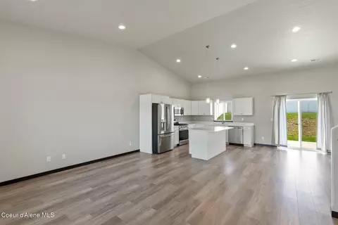 Living - 3830 N Abel Ln, Post Falls, ID 83854 photo 1 of 4