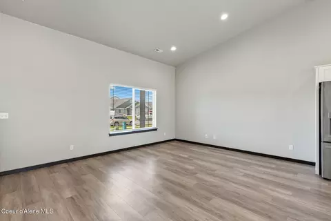 Living - 3830 N Abel Ln, Post Falls, ID 83854 photo 2 of 4
